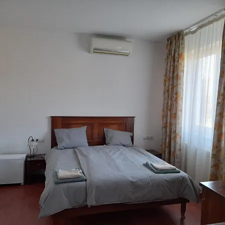 Demizson Panzio Bed & Breakfast Kehidakustany