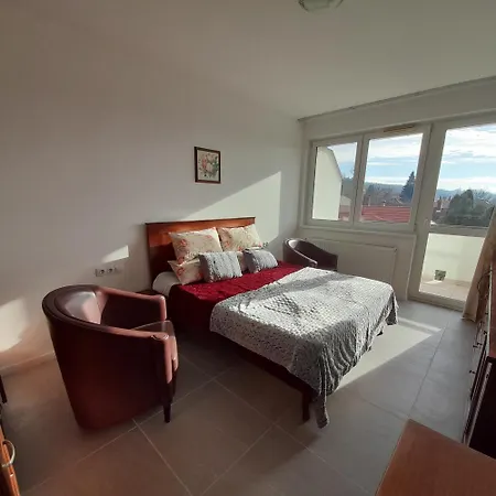 Bed & Breakfast Demizson Panzio *