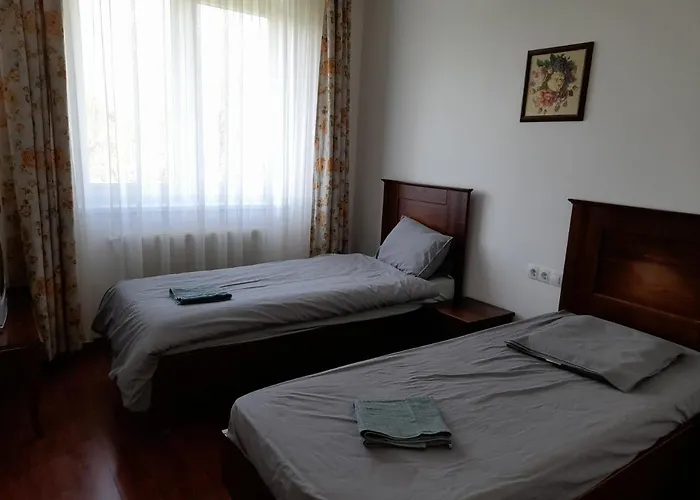 Demizson Panzio Bed & Breakfast Kehidakustány